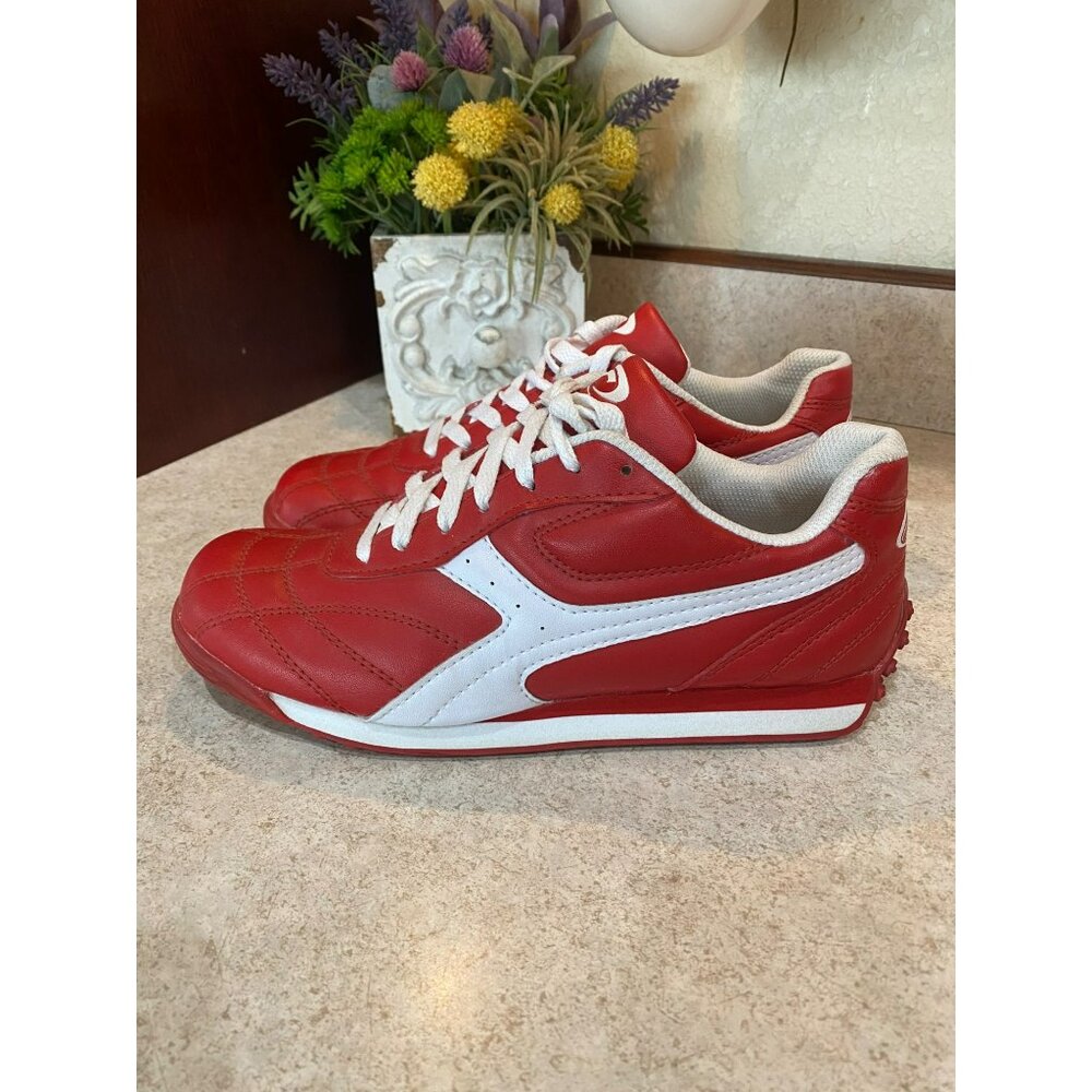 Ladies Spring Vintage Like Sneakers Size 7.5